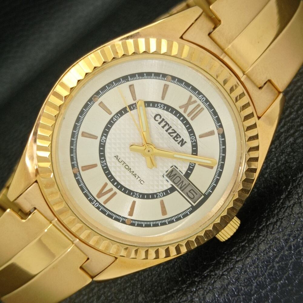 Vintage 1989 Citizen Automatic Mens Gold Watch W/daydate & Silver accents